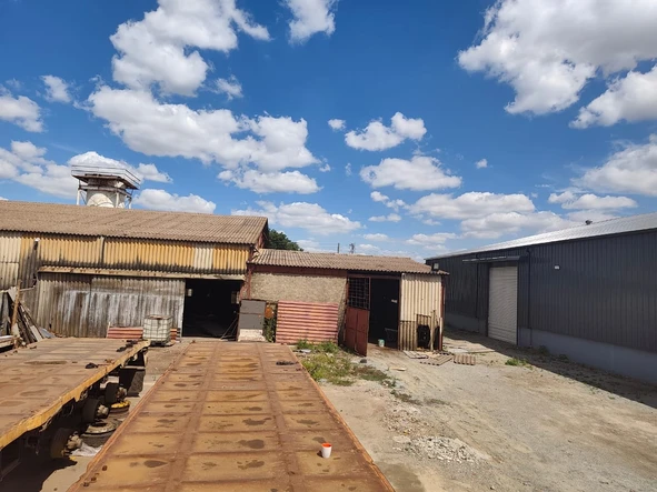 Warehouse & Factory