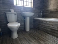 4 Bedroom Flat & Apartment