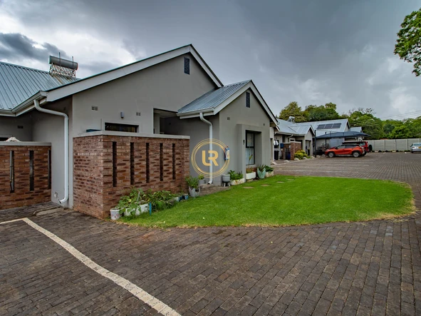 3 Bedroom Townhouse Complex