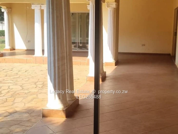 Borrowdale 5-Bed Home with Double Garage & Borehole
