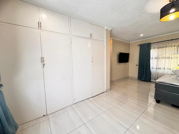 4 Bedroom Garden Flat