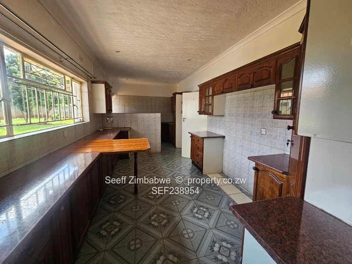 Spacious 4-Bedroom Home in Philadelphia