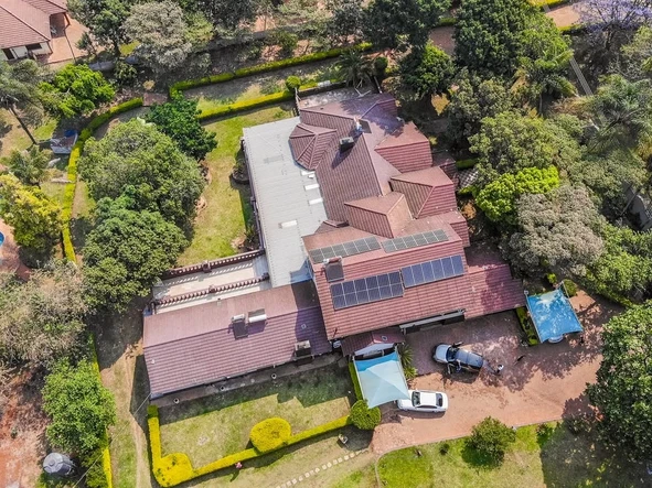 6 Bedroom House