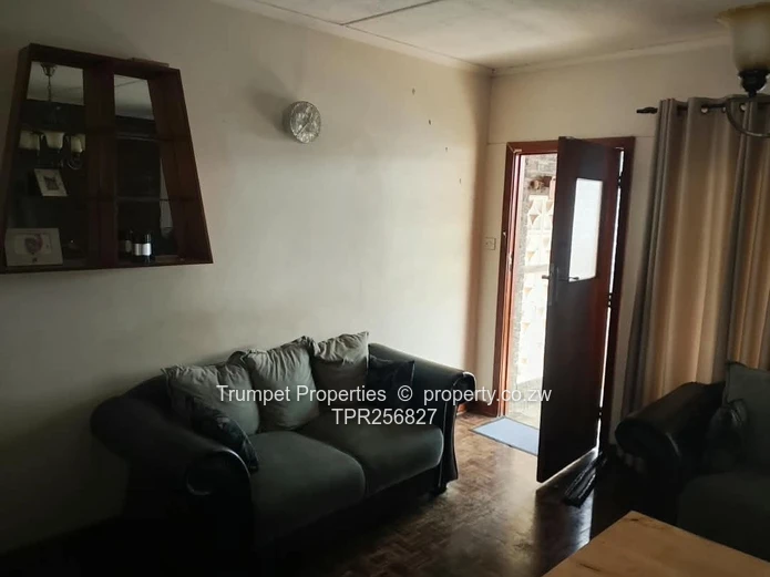 Neat 3-Bed Cranborne Home — Borehole and solar back up
