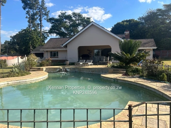 Comfortable home with attached Granny Flat/guest wing