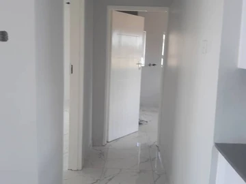 3 Bedroom Flat & Apartment