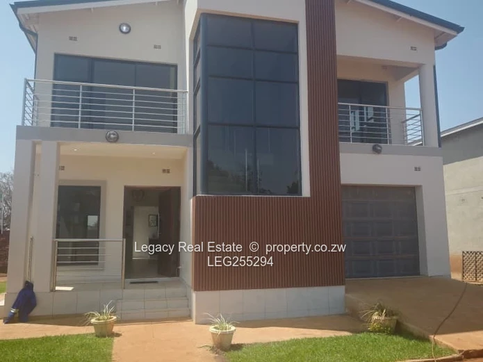 Marlborough: Modern 4-Bed Double-Storey, Fully Furnished & Borehole
