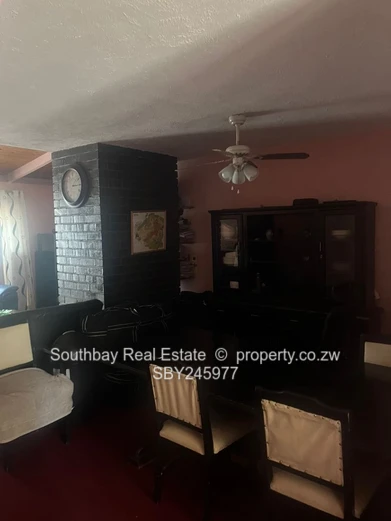 Charming Flat for Sale- Spacious and well Appointed. (Sole Mandate)