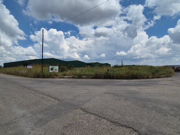 Commercial & Industrial Land