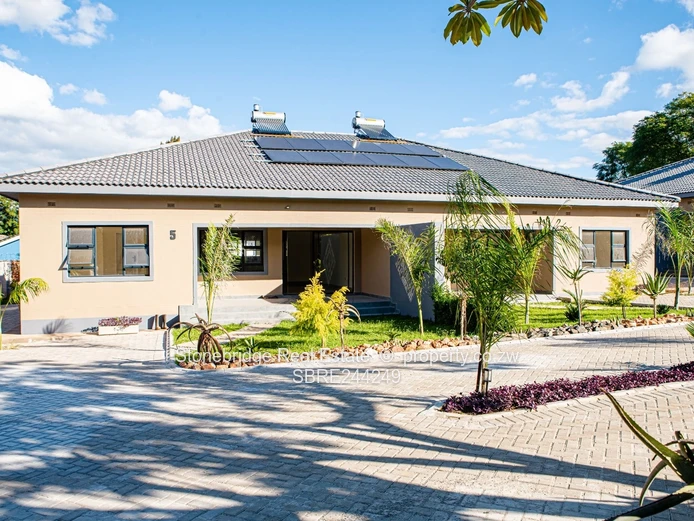 Luxurious 3 Bedroomed Townhouses in Hillside to Rent