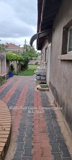 5bedroom house for sale in Chadcombe, Harare