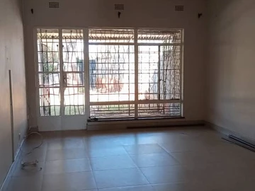 2 Bedroom Garden Flat