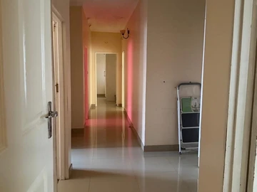 7 Bedroom House