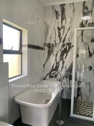 Strathaven Cluster house for Sale