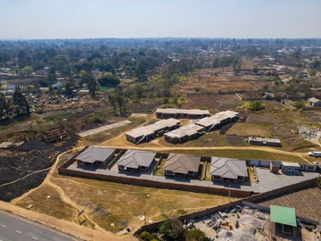 3 Bedroom Flat & Apartment