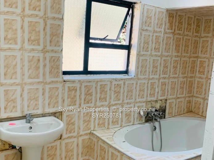 Avondale West House For Sale