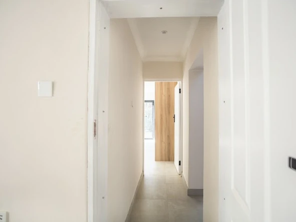 3 Bedroom Flat & Apartment