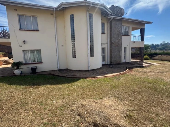 6 Bedroom House