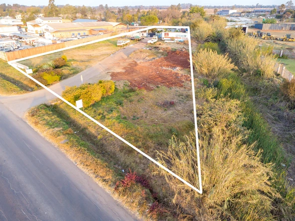 Commercial & Industrial Land