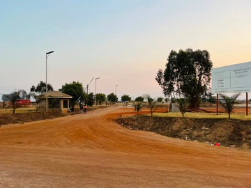 Stands & Residential Land