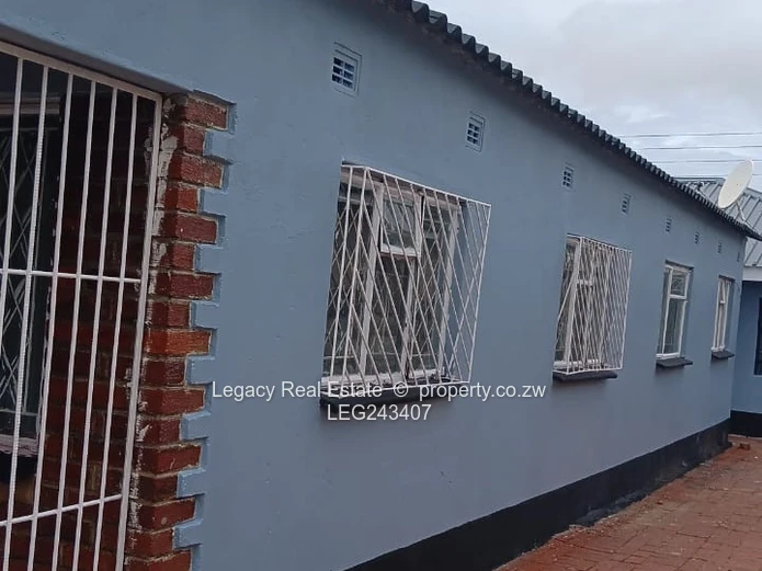 Budget-Friendly 4 Bedroom House To Rent In Glenview 2