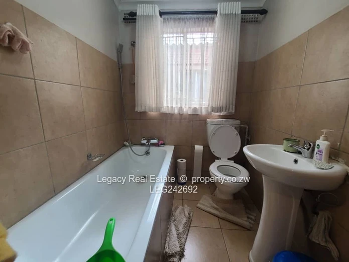 Well-Maintained Family Home for Rent – Sunningdale 2