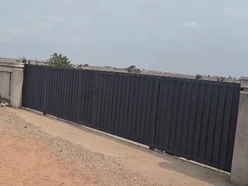 Commercial & Industrial Land