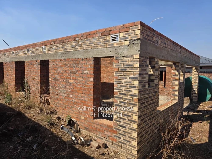 A spectacular almost complete home i Warren Park D up for grabs