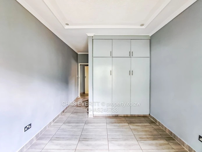 Two Bedroomed Garden Flat In Meyrick Park 