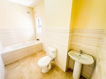 2 Bedroom Garden Flat