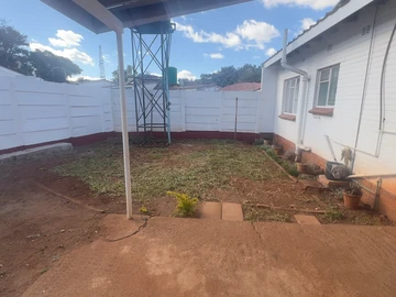 2 Bedroom Garden Flat