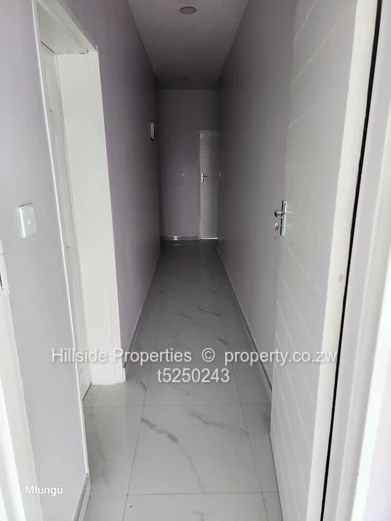 4bed house mabvazuwa phase 2 (Sole Mandate)