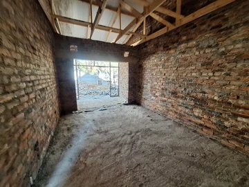 4 Bedroom Garden Flat