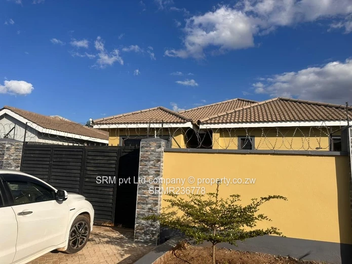 Newly renovated house to let in Madokero 