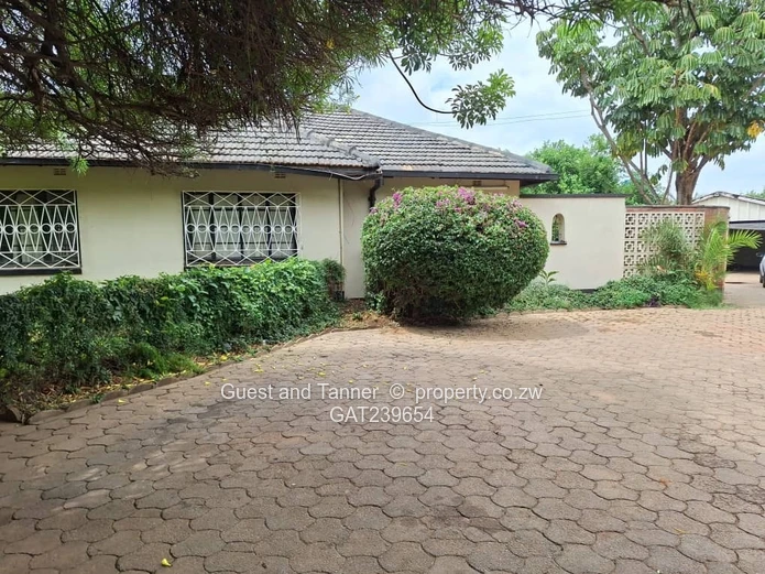 Marlborough House for Sale in Harare - 4 BR Home on 4000m2 Stand with Pool and Development Potential