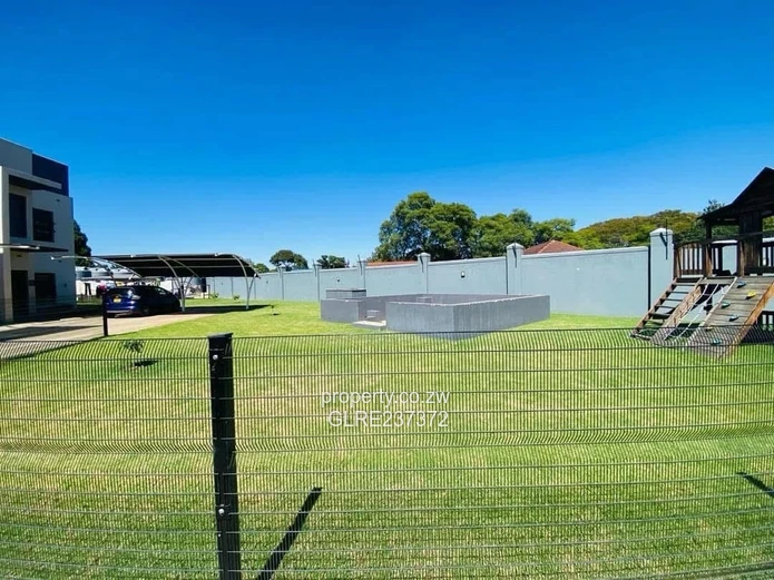 Greencroft Duplex Flat to Rent