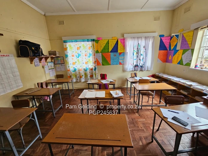 Commercial Corner In Famona