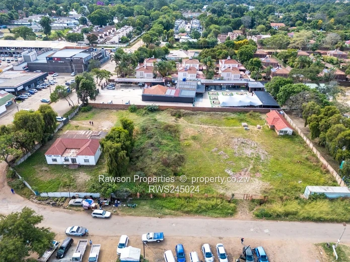 Prime commercial stand in Newlands