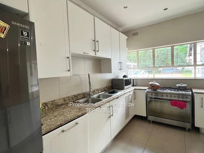 Spacious Family Home with Modern Finishes and a Cottage. (Sole Mandate)