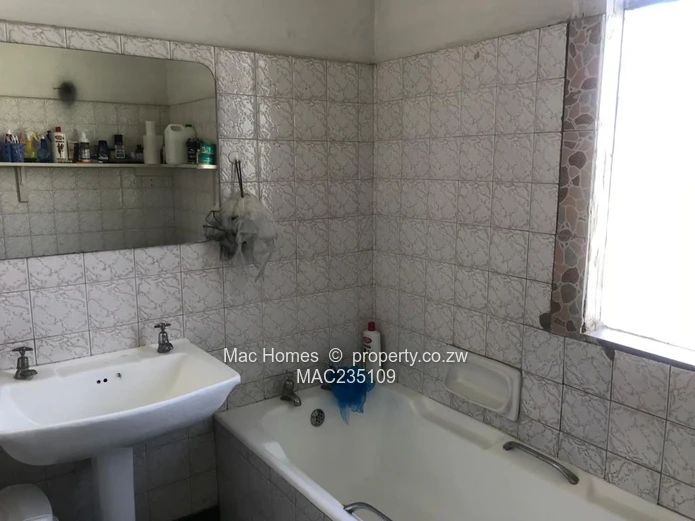 Townhouse/Commercial Property For Sale