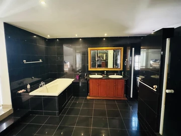 3 Bedroom Townhouse Complex