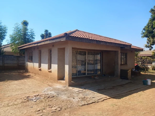 2 Bedroom House