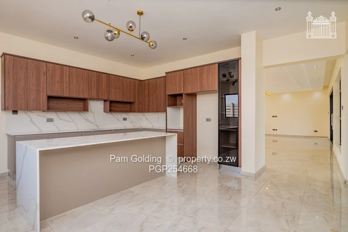Newly Built 5-Bedroom Home In Mount Pleasant Heights