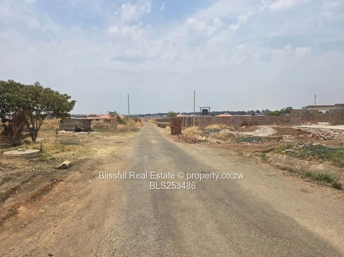 2000sqm stand for sale in pomona Estate Harare