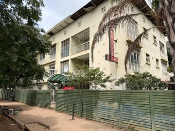 30 Bedroom Flat & Apartment