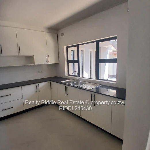 Newly built 3beds garden flat. Chipukutu.