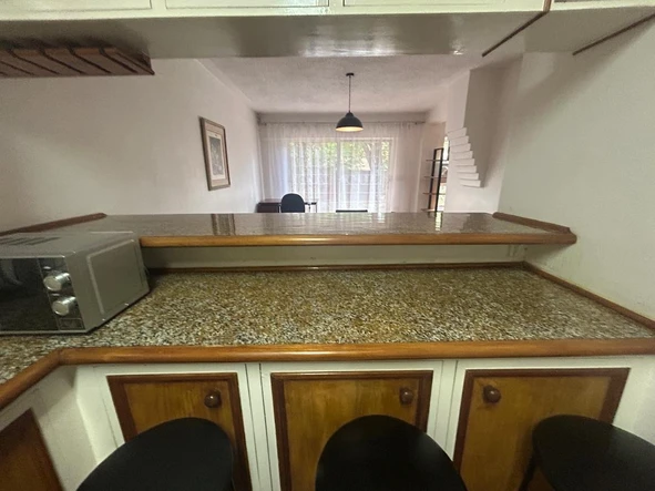 3 Bedroom Flat & Apartment