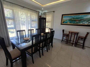 7 Bedroom House