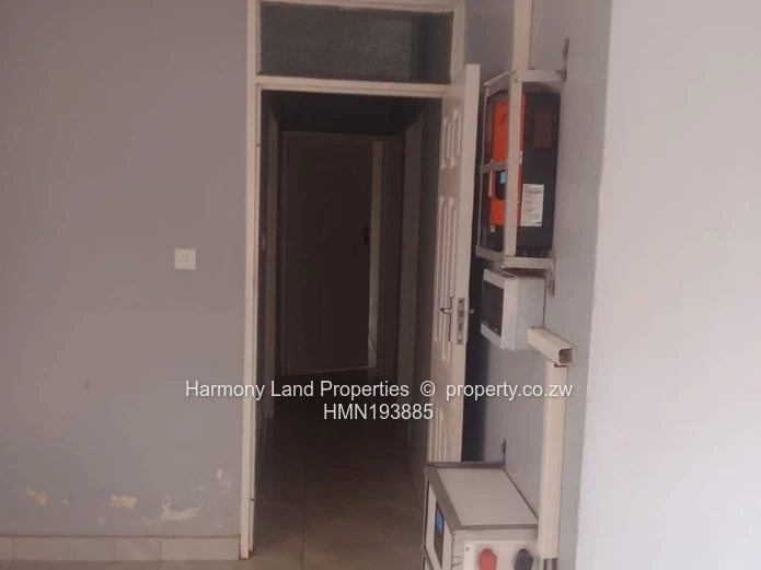 MANRESA -3 bedroomed cottage to rent
