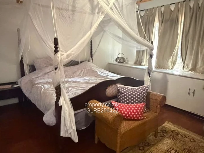 Spacious 4-Bed Emerald Hill Home with Lush Garden & Solar